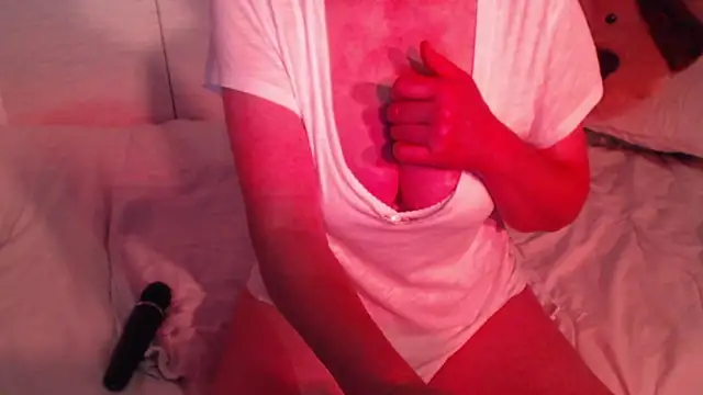 Snapshot of sweetchani666 chatting on 11.11.25 sweetchani666 online show from 11.11.25