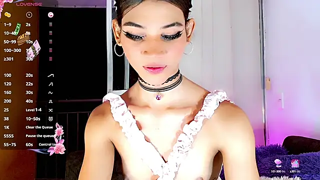 Snapshot of lucyangel_11 chatting on 02.05.25 lucyangel 11 online show from 02.05.25