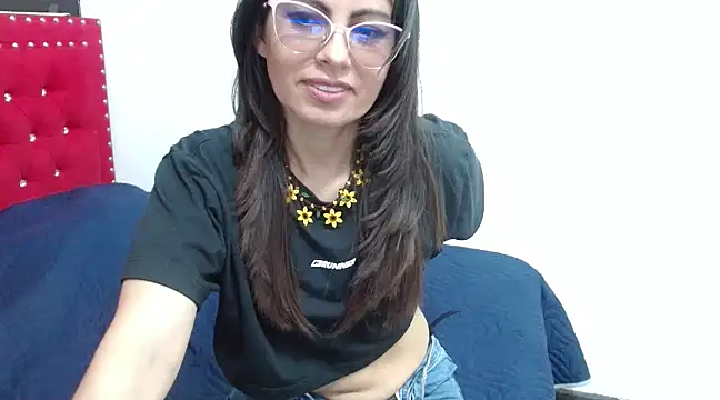 Snapshot of ShairaMarss chatting on 01.21.25 ShairaMarss online show from 01.21.25