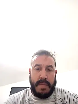 Snapshot of wapo100x100 chatting on 01.28.25 wapo100x100 online show from 01.28.25