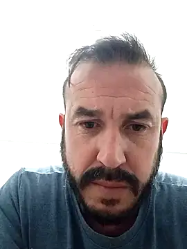 Snapshot of wapo100x100 chatting on 02.05.25 wapo100x100 online show from 02.05.25