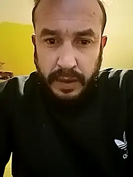 Snapshot of wapo100x100 chatting on 02.09.25 wapo100x100 online show from 02.09.25