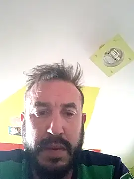 Snapshot of wapo100x100 chatting on 02.10.25 wapo100x100 online show from 02.10.25