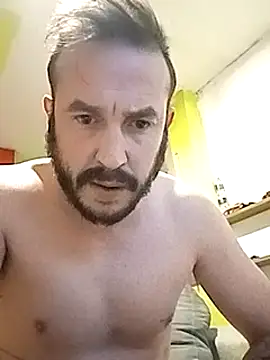 Snapshot of wapo100x100 chatting on 02.24.25 wapo100x100 online show from 02.24.25