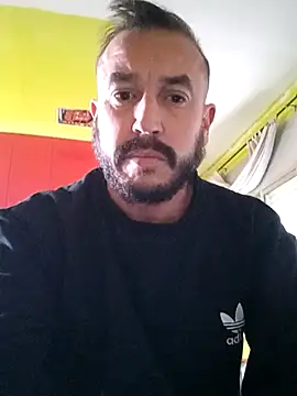 Snapshot of wapo100x100 chatting on 03.01.25 wapo100x100 online show from 03.01.25