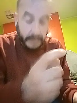 Snapshot of wapo100x100 chatting on 03.03.25 wapo100x100 online show from 03.03.25