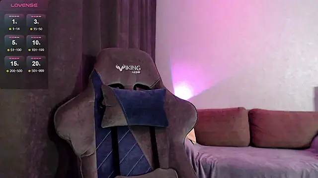 Snapshot of Ohmy_Nora_ chatting on 09.10.25 Ohmy Nora  online show from 09.10.25