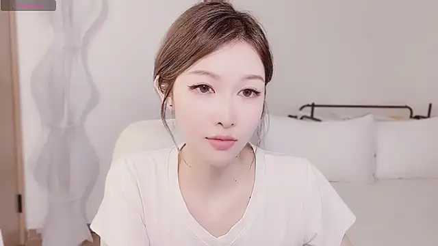 longlong xu online show from 10.23.25