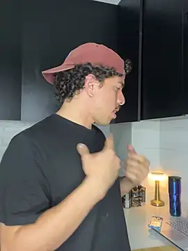 Snapshot of ttylloserxxx chatting on 01.23.25 ttylloserxxx online show from 01.23.25