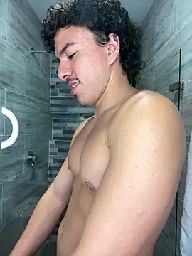 Snapshot of ttylloserxxx chatting on 01.25.25 ttylloserxxx online show from 01.25.25