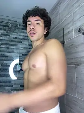 Snapshot of ttylloserxxx chatting on 01.26.25 ttylloserxxx online show from 01.26.25