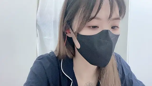 Snapshot of Chu1314 chatting on 02.28.25 Chu1314 online show from 02.28.25