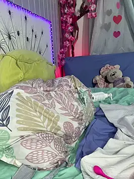 Snapshot of vicky__skinny_1 chatting on 02.27.25 vicky  skinny 1 online show from 02.27.25