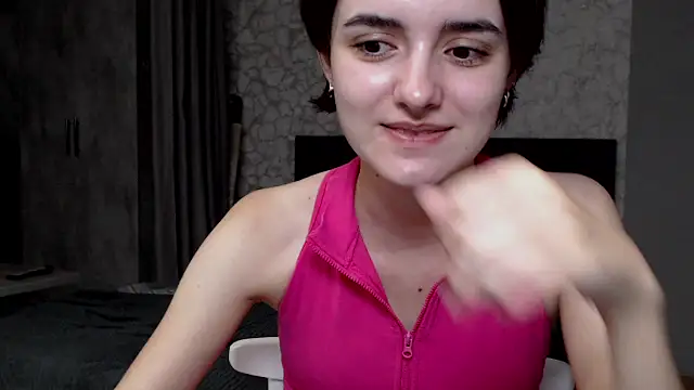 Snapshot of AmelieBanshee chatting on 10.07.25 AmelieBanshee online show from 10.07.25