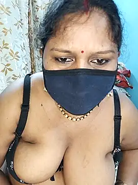 Snapshot of straightthing chatting on 03.16.25 straightthing online show from 03.16.25