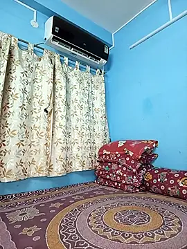 Snapshot of straightthing chatting on 09.10.25 straightthing online show from 09.10.25