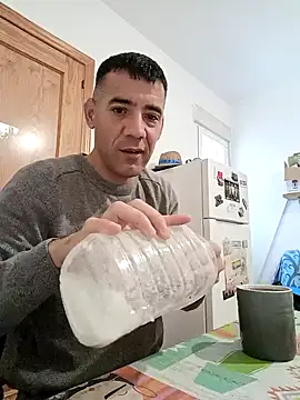 Snapshot of juanignacioargentino chatting on 01.27.25 juanignacioargentino online show from 01.27.25