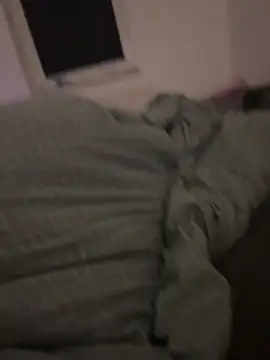 Snapshot of Mo_2003 chatting on 02.26.25 Mo 2003 online show from 02.26.25