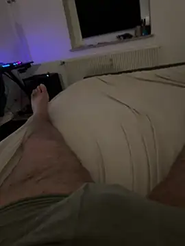 Snapshot of Mo_2003 chatting on 03.09.25 Mo 2003 online show from 03.09.25