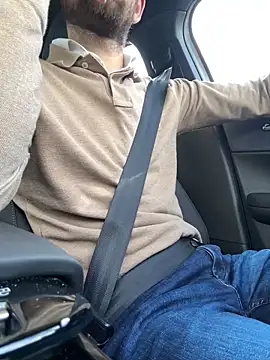 Snapshot of bullyboyy chatting on 03.12.25 bullyboyy online show from 03.12.25