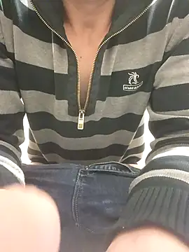 Snapshot of wadmma chatting on 09.30.25 wadmma online show from 09.30.25