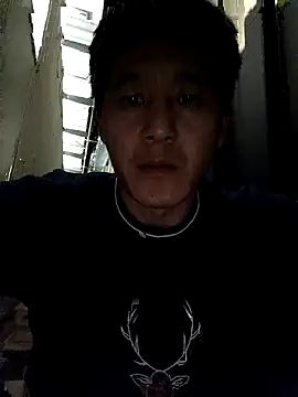 Snapshot of wadmma chatting on 10.04.25 wadmma online show from 10.04.25