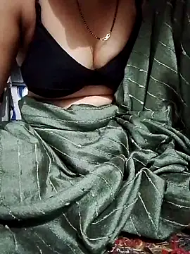 Snapshot of saaniya chatting on 09.14.25 saaniya online show from 09.14.25