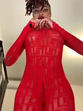 ZinaFreak online show from 10.18.25