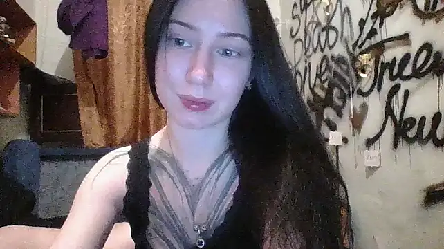 Snapshot of RussNocturnal chatting on 03.18.25 RussNocturnal online show from 03.18.25