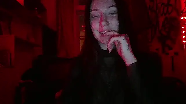 Snapshot of RussNocturnal chatting on 03.19.25 RussNocturnal online show from 03.19.25