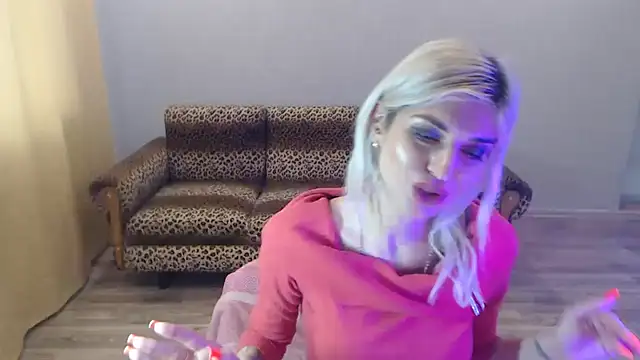 Snapshot of SexyBeatriice chatting on 02.01.25 SexyBeatriice online show from 02.01.25
