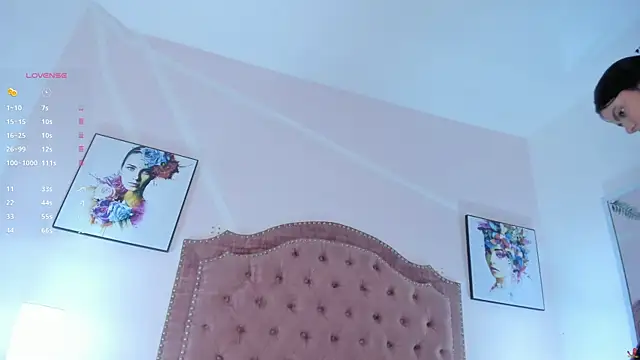 Snapshot of Mia_greco_ chatting on 03.16.25 Mia greco online show from 03.16.25