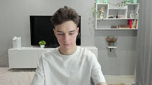 Snapshot of avegothy- chatting on 02.03.25 avegothy- online show from 02.03.25