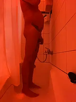 Snapshot of BOOTS chatting on 11.13.25 BOOTS online show from 11.13.25