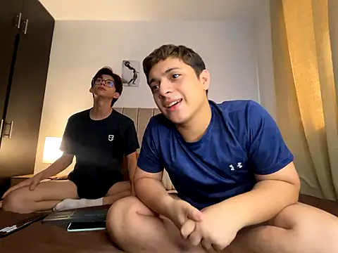 Snapshot of jacob_and_sam chatting on 10.04.25 jacob and sam online show from 10.04.25