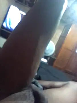 Snapshot of luisfff2020 chatting on 10.01.25 luisfff2020 online show from 10.01.25