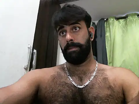 Snapshot of indianhairybull chatting on 02.11.25 indianhairybull online show from 02.11.25