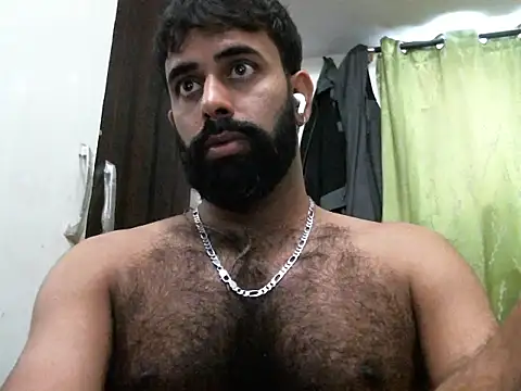 Snapshot of indianhairybull chatting on 09.24.25 indianhairybull online show from 09.24.25