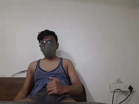 Snapshot of kk77102 chatting on 02.05.25 kk77102 online show from 02.05.25