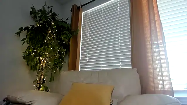 Snapshot of kaliii_jones chatting on 02.06.25 kaliii jones online show from 02.06.25