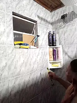 Snapshot of Mineirinho043 chatting on 02.18.25 Mineirinho043 online show from 02.18.25