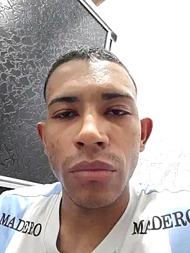 Snapshot of Mineirinho043 chatting on 02.19.25 Mineirinho043 online show from 02.19.25