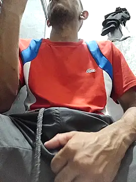 Snapshot of Mineirinho043 chatting on 02.26.25 Mineirinho043 online show from 02.26.25