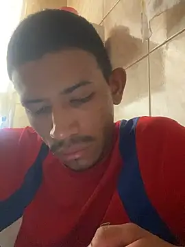 Snapshot of Mineirinho043 chatting on 03.12.25 Mineirinho043 online show from 03.12.25