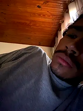 Snapshot of Mineirinho043 chatting on 09.12.25 Mineirinho043 online show from 09.12.25