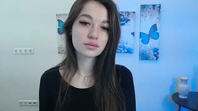 Snapshot of Eva_Eldis chatting on 02.05.25 Eva Eldis online show from 02.05.25