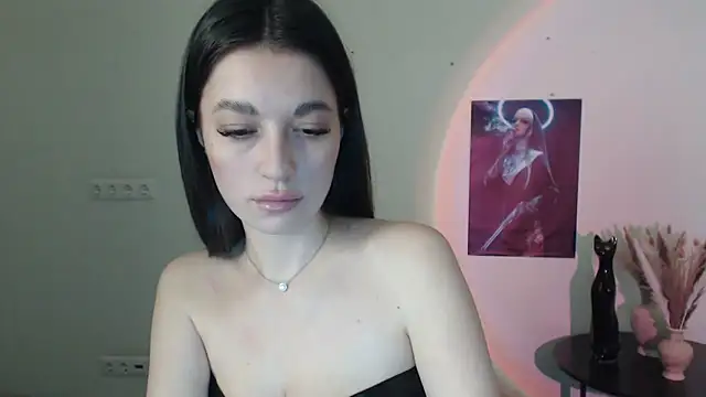 Snapshot of Eva_Eldis chatting on 02.26.25 Eva Eldis online show from 02.26.25