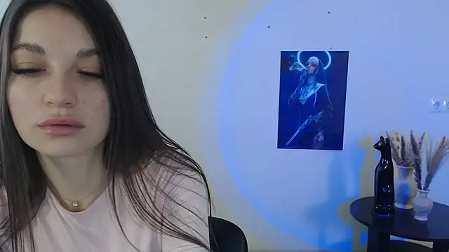 Snapshot of Eva_Eldis chatting on 03.14.25 Eva Eldis online show from 03.14.25