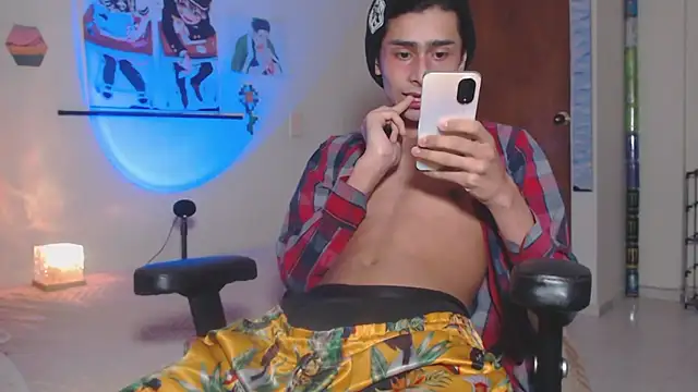 Snapshot of steve__gray chatting on 10.09.25 steve gray online show from 10.09.25