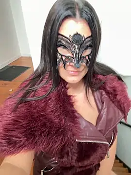 Snapshot of Loveblackzilla chatting on 10.03.25 Loveblackzilla online show from 10.03.25